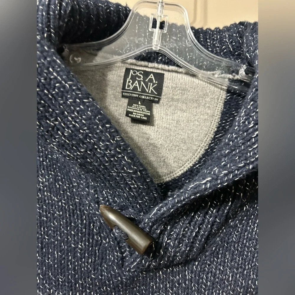 Jos. A. Bank exclusive collection navyblue speckled knit collared sweater toggle